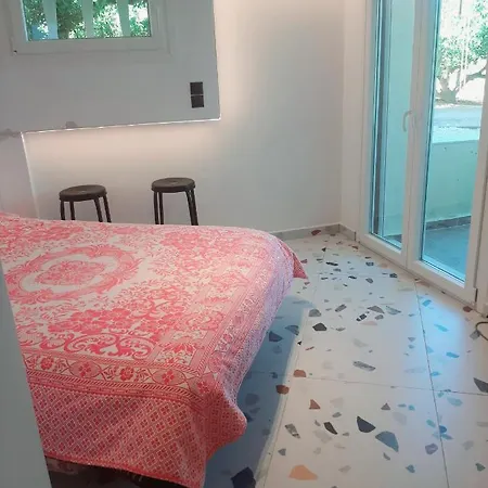 Apartment Vravrona *
