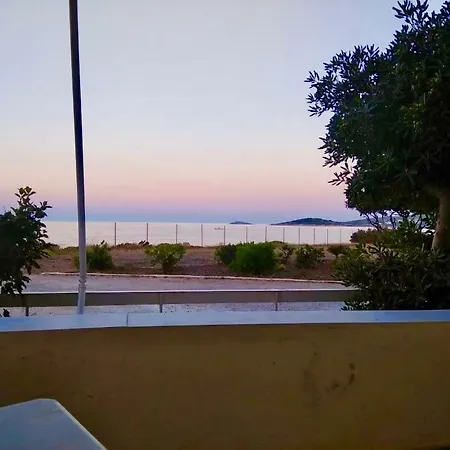 Vravrona Apartment *