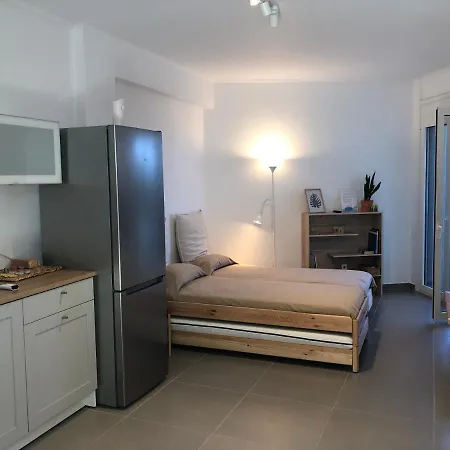 Apartment Vravrona *